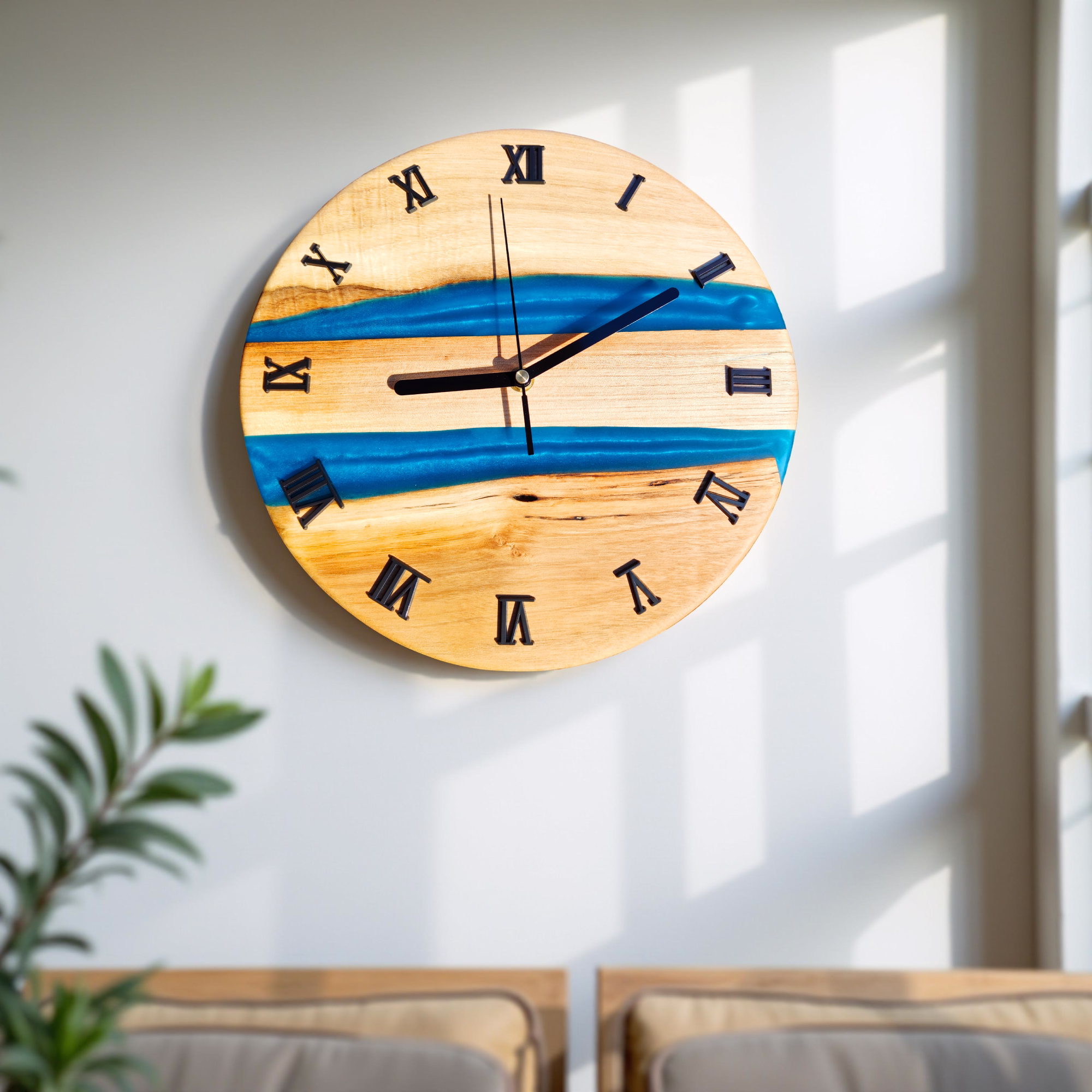 Zegar z Klonowego Drewna i Turkusowej Żywicy 1 Zegar z Klonowego Drewna i Turkusowej Żywicy