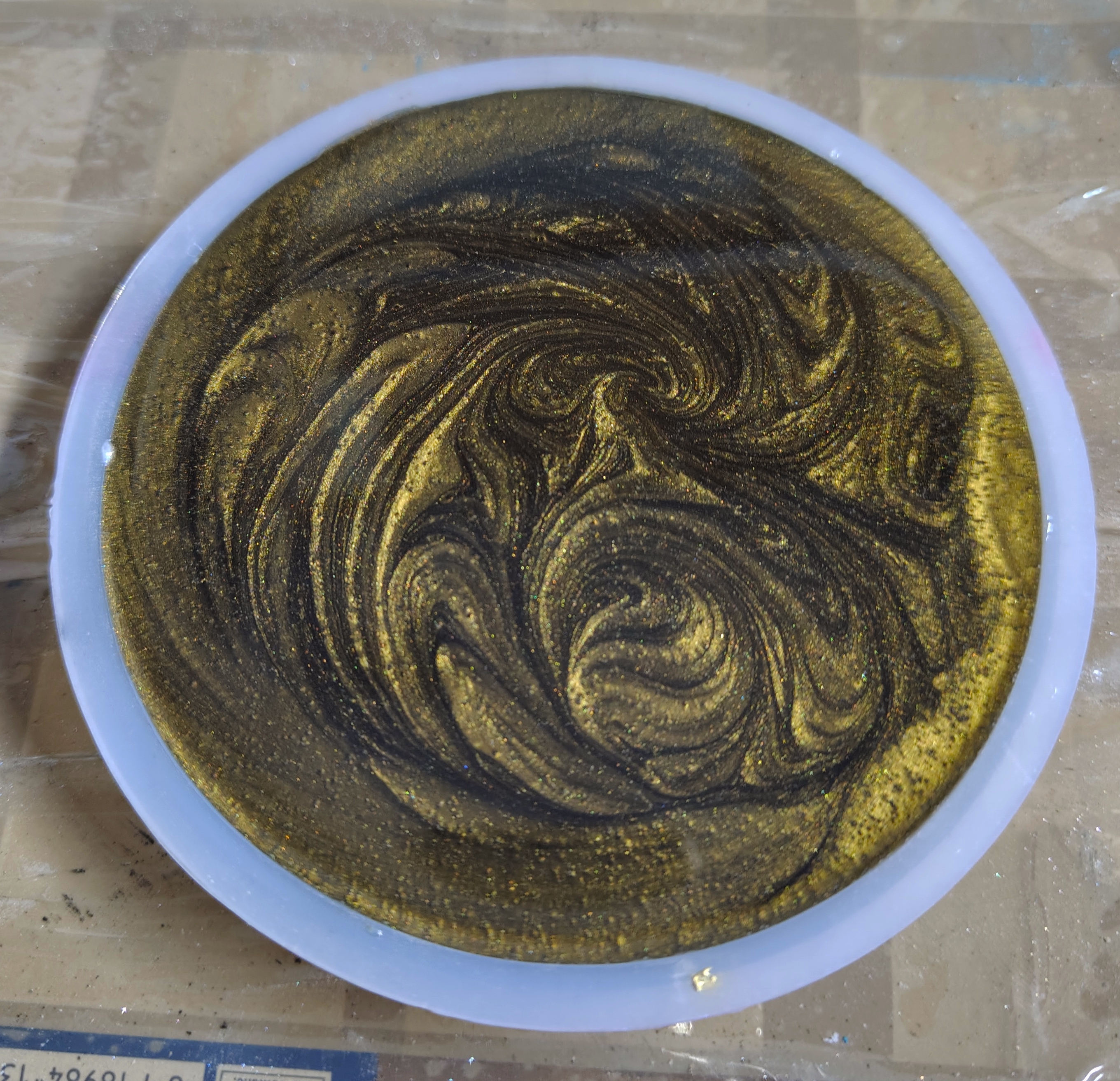 Barwnik do Żywicy – Dymne Złoto ColorCastResin 2 Metaliczny pigment do żywicy epoksydowej Dymne Złoto