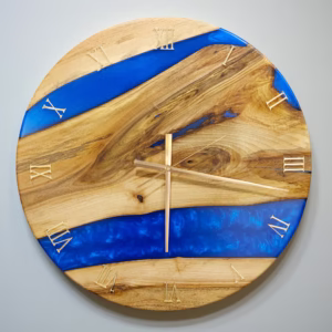 Zegar z Drewna Orzecha i Niebieskiej Żywicy 50cm