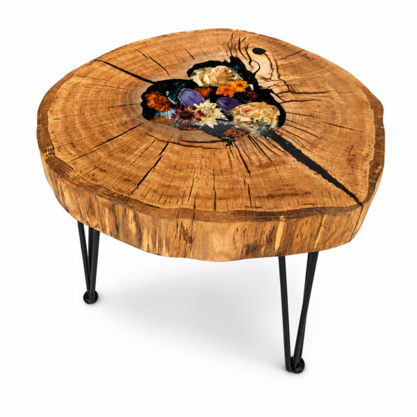 Stoły z żywicy, Stoliki kawowe, Strona główna Madej-handmade 10 Stolik-kawowy-z-plastra-debu-i-kwiatow-w-zywicy-Madej-Handmade